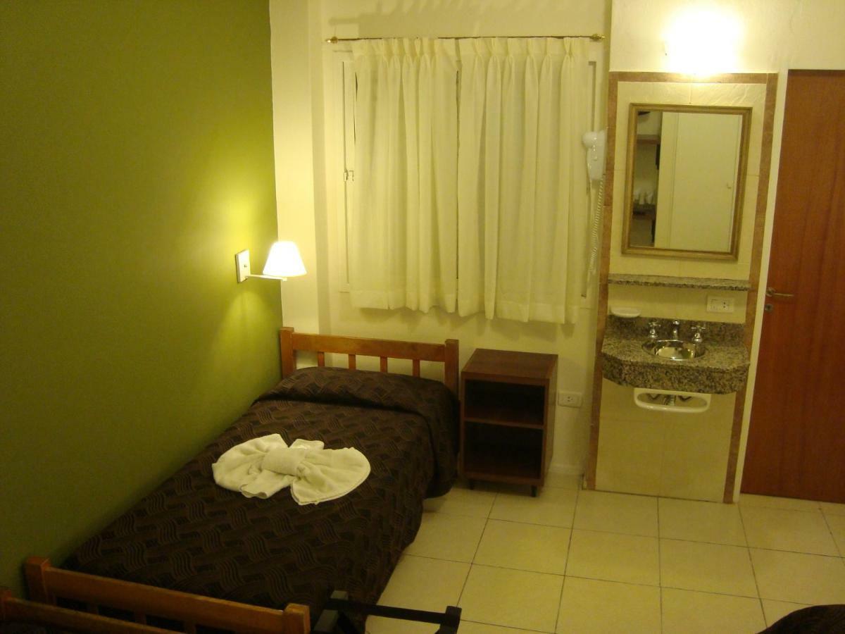 Hotel Siena Буэнос-Айрес Номер фото